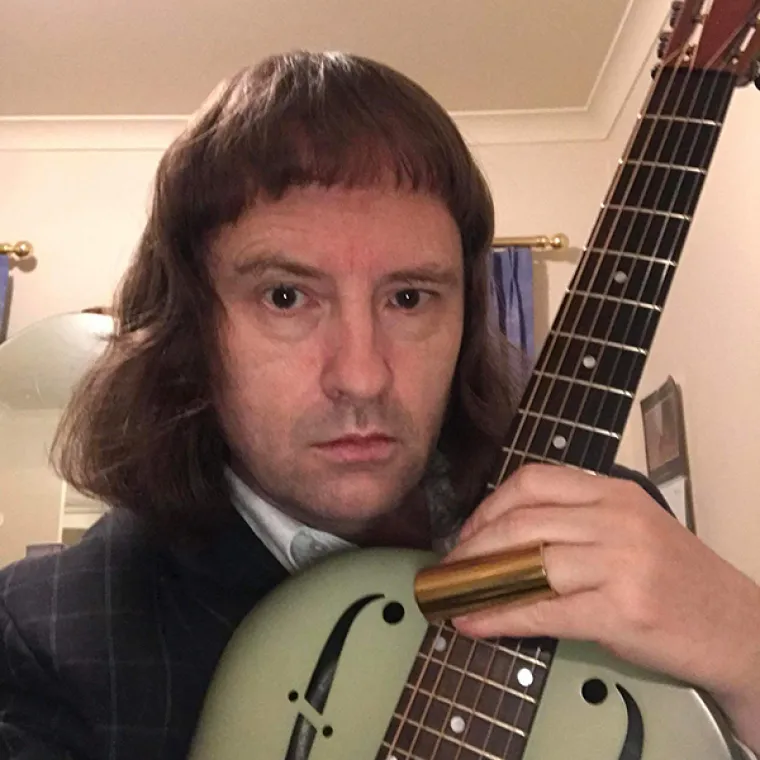 OVE LJUDE JE NETKO UVJERIO DA SU KUL: A taj se sada zlobno smije, kao i svi koji ih sretnu (ako prestravljeni ne pobjegnu)