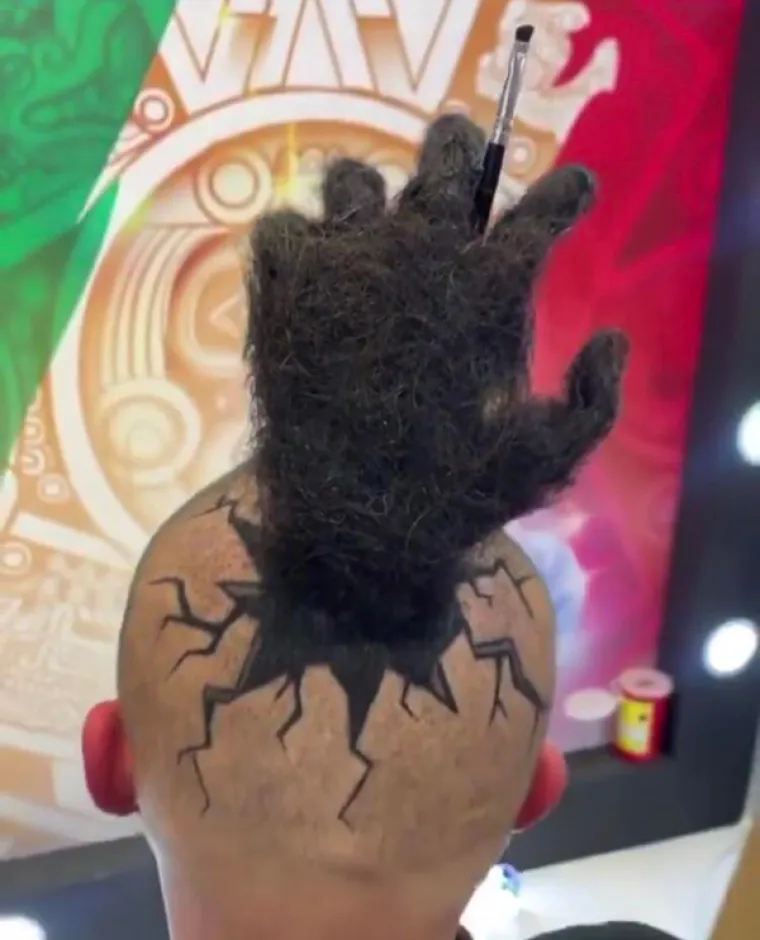 OVE LJUDE JE NETKO UVJERIO DA SU KUL: A taj se sada zlobno smije, kao i svi koji ih sretnu (ako prestravljeni ne pobjegnu)