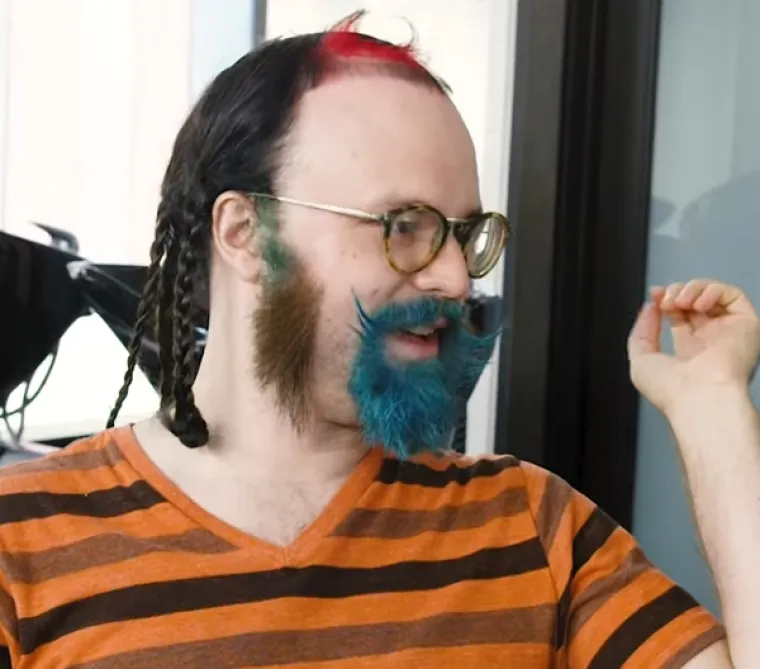 OVE LJUDE JE NETKO UVJERIO DA SU KUL: A taj se sada zlobno smije, kao i svi koji ih sretnu (ako prestravljeni ne pobjegnu)