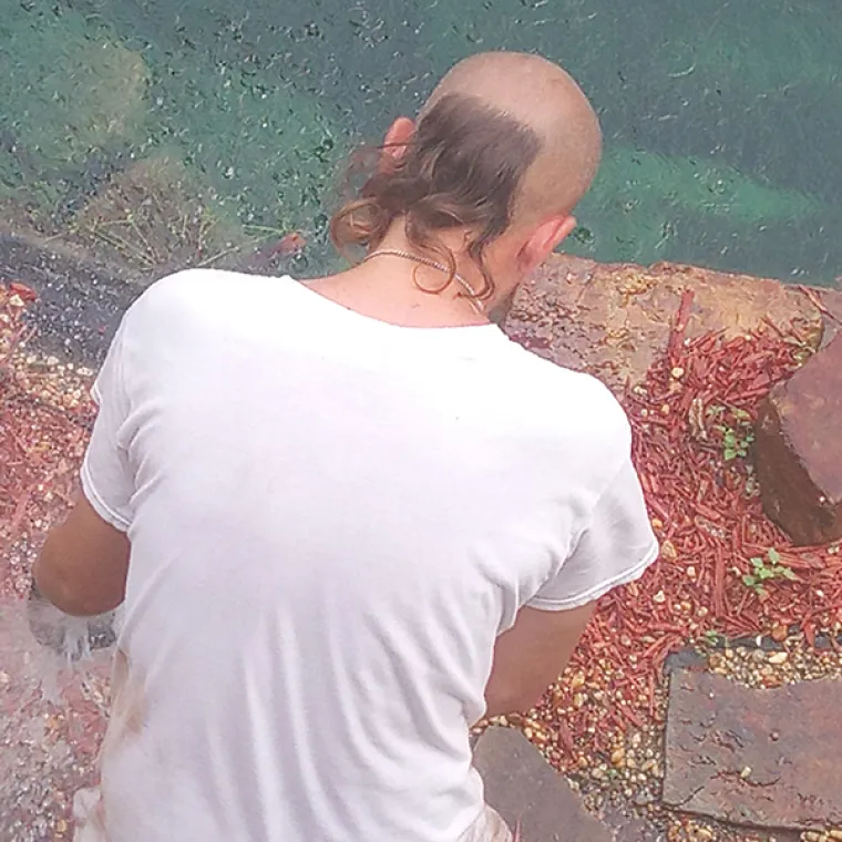 OVE LJUDE JE NETKO UVJERIO DA SU KUL: A taj se sada zlobno smije, kao i svi koji ih sretnu (ako prestravljeni ne pobjegnu)