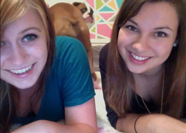 Najbizarniji selfiji ikada: Fotkali su se, a nisu ni primijetili &scaron;to je sve bilo iza njih