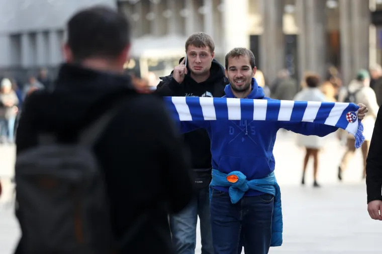 26.11.2019., Milano - Atmosfera na glavnom milanskom trgu Piazza del Duomo uoci vecerasnjeg susreta izmedju Atalante i Dinama u Ligi prvaka. 
Photo: Slavko Midzor/PIXSELL