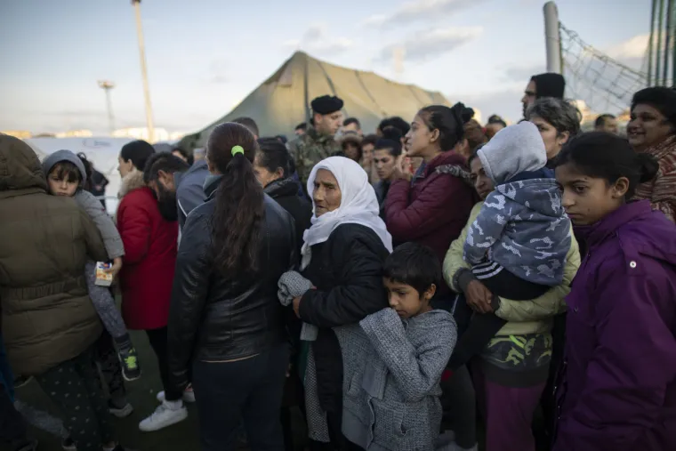 Utrka s vremenom u Albaniji: Spasioci u dramatičnoj potrazi za preživjelima pod ru&scaron;evinama zgrada