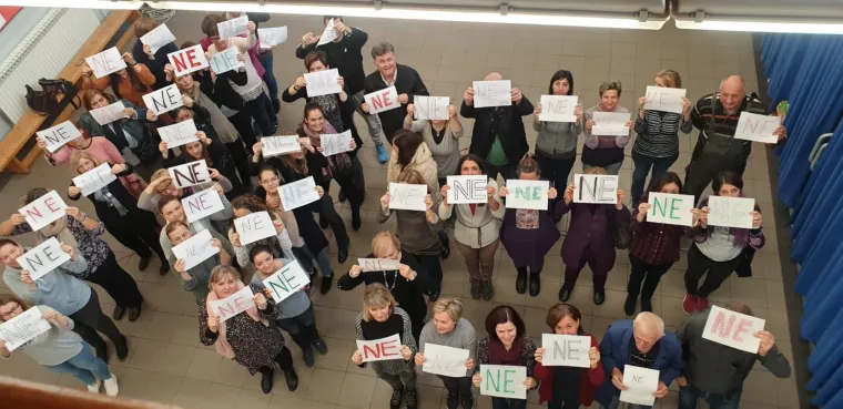 Veliko NE! Učitelji su opet bili originalni - Plenkoviću su na slikovit način poručili &scaron;to misle o njegovoj ponudi