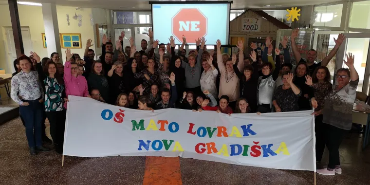 Veliko NE! Učitelji su opet bili originalni - Plenkoviću su na slikovit način poručili &scaron;to misle o njegovoj ponudi