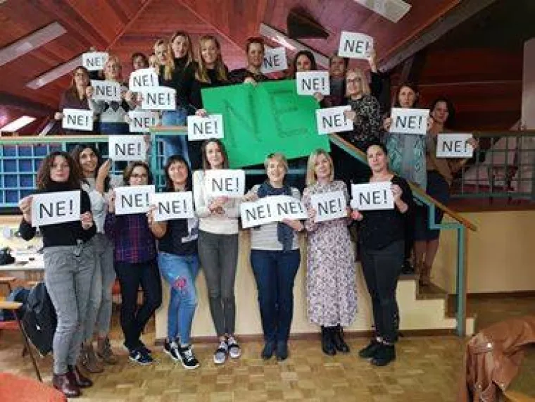 Veliko NE! Učitelji su opet bili originalni - Plenkoviću su na slikovit način poručili &scaron;to misle o njegovoj ponudi