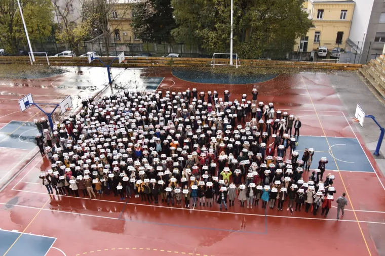 &Scaron;trajka&scaron;i milenijskom fotografijom poslali jasnu poruku Plenkoviću