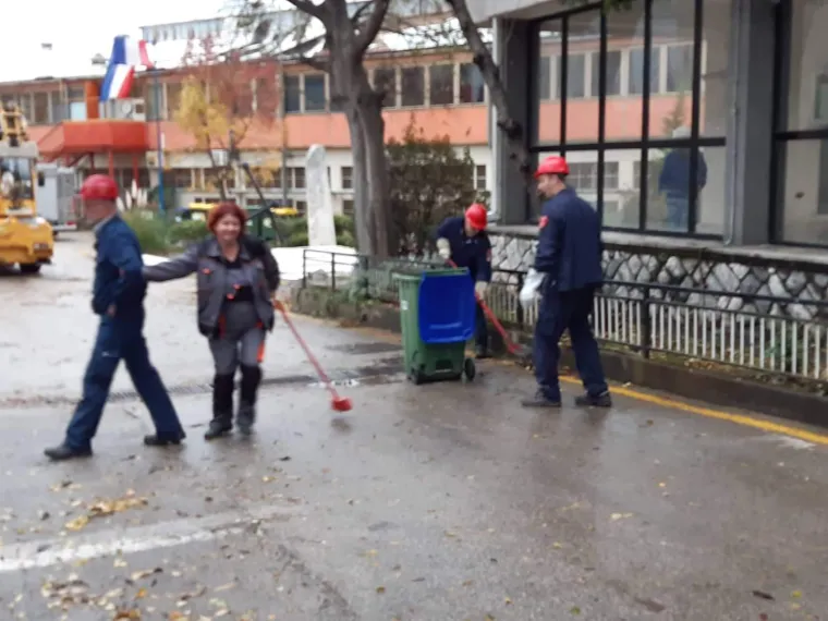 Pijavica prohujala riječkom Kantridom: U zrak letjeli limovi i krov brodogradili&scaron;ta 3. maj