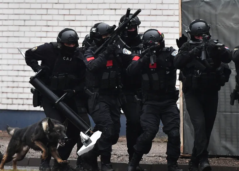 Srbija i Kina pokazale su svu snagu svojih specijalaca: Sudjelovali su helikopteri, tenkovi...