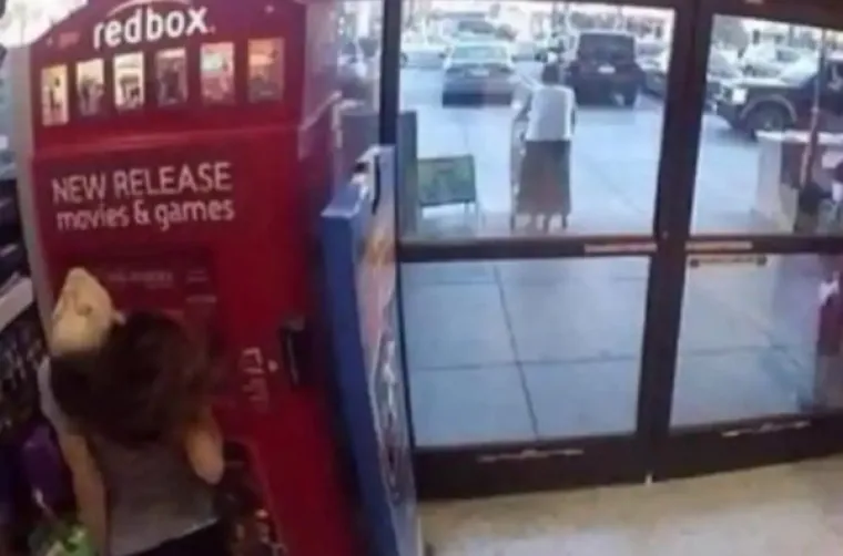 JEZIVE FOTOGRAFIJE KOJE ĆE VAS PROGANJATI NOĆIMA: Ni&scaron;ta nije onako kako se čini