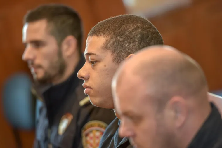 Ubojstvo na Zrću: Počelo suđenje Britancu, pu&scaron;tali mu snimke s očevida krvoprolića