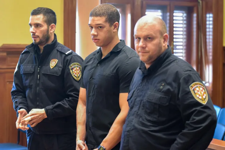 Ubojstvo na Zrću: Počelo suđenje Britancu, pu&scaron;tali mu snimke s očevida krvoprolića