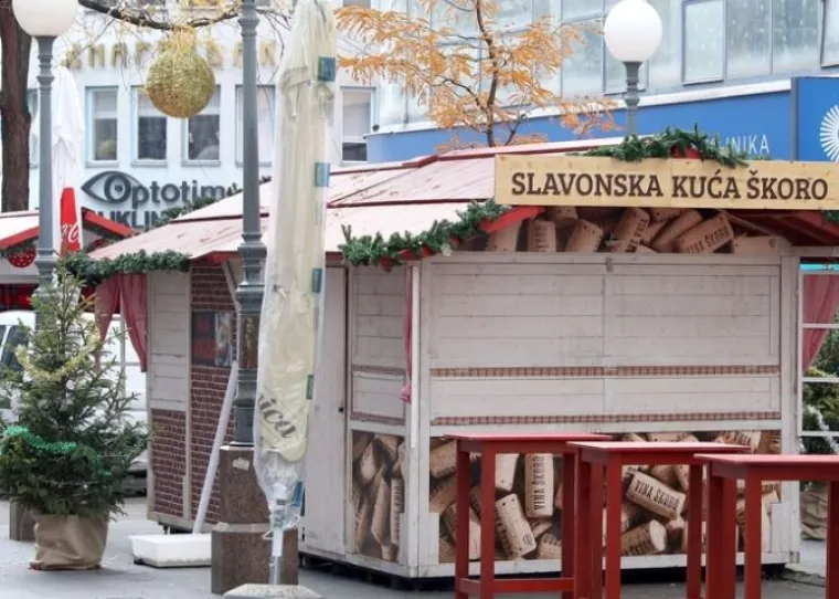 Jedna litrica za jedan glas: I &Scaron;koro ima kućicu na zagrebačkom Adventu