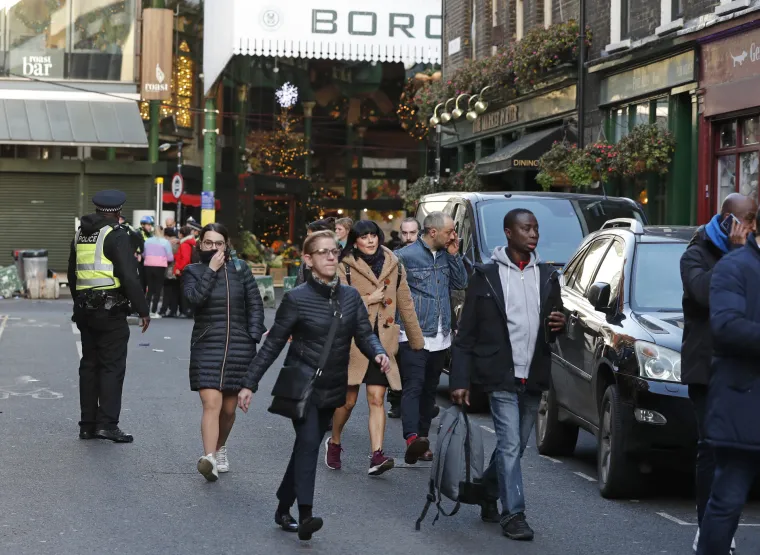 Pucnjava u Londonu: Policija zatvorila najpoznatiji most, jedna osoba pogođena iz vatrenog oružja