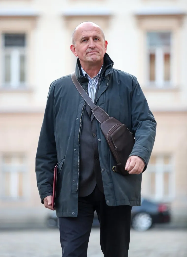 Predstavnici obrazovnih sindikata dolaze u Vladu na pregovore