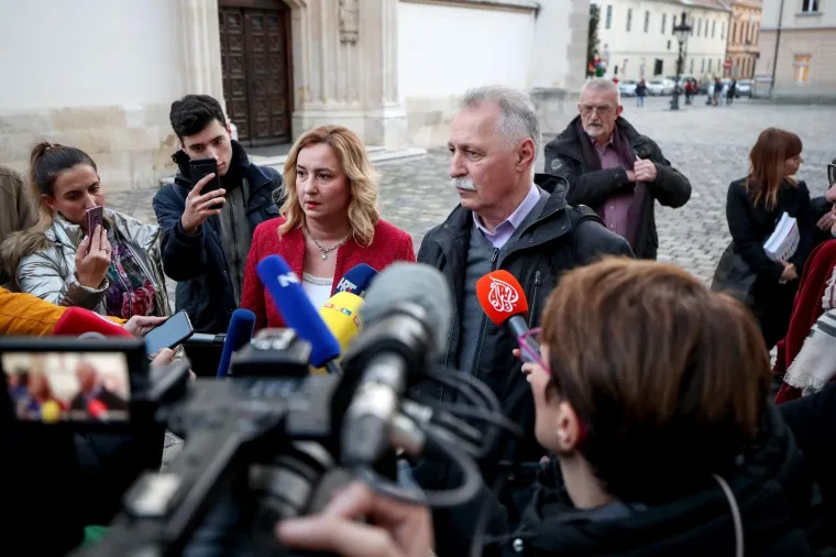 Predstavnici obrazovnih sindikata dolaze u Vladu na pregovore