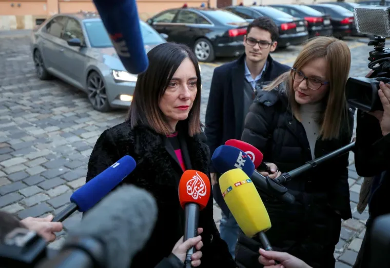 Predstavnici obrazovnih sindikata dolaze u Vladu na pregovore