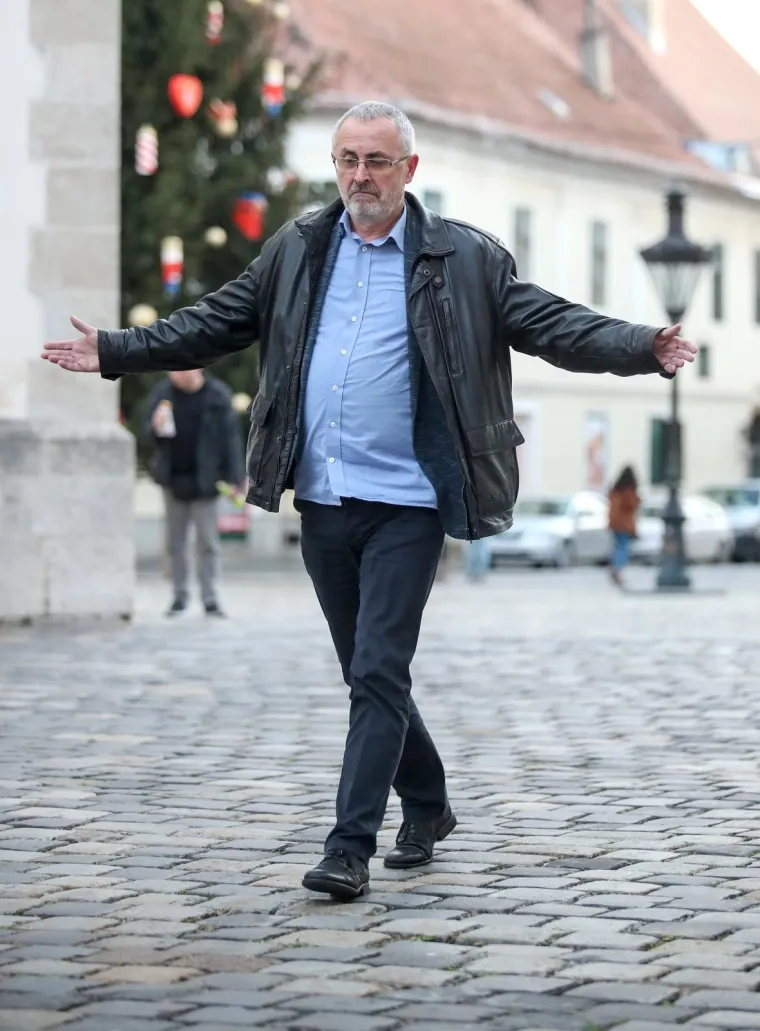 Predstavnici obrazovnih sindikata dolaze u Vladu na pregovore