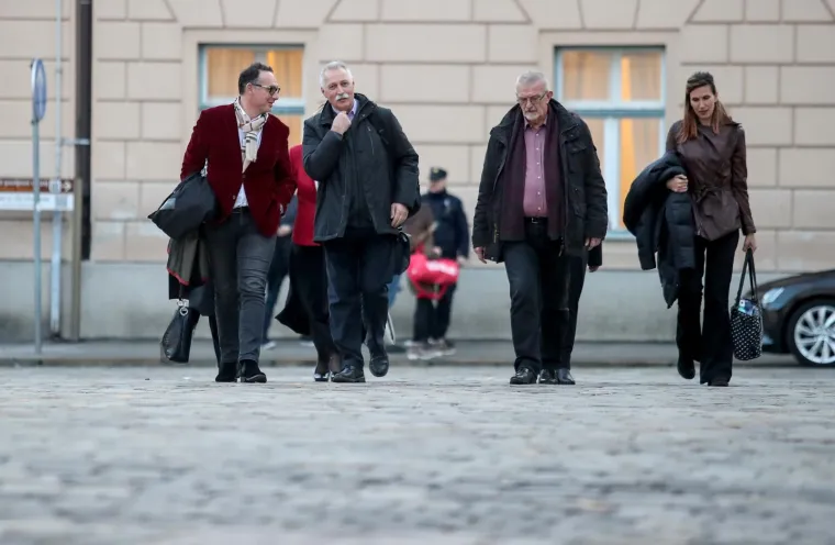 Predstavnici obrazovnih sindikata dolaze u Vladu na pregovore