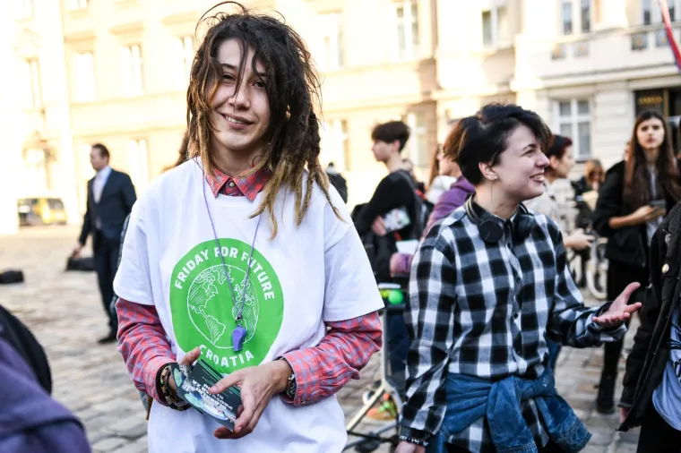 Prosvjed protiv klimatskih promjena: 'Dosta je samovolje ove &scaron;tetne Vlade. Dosta!'