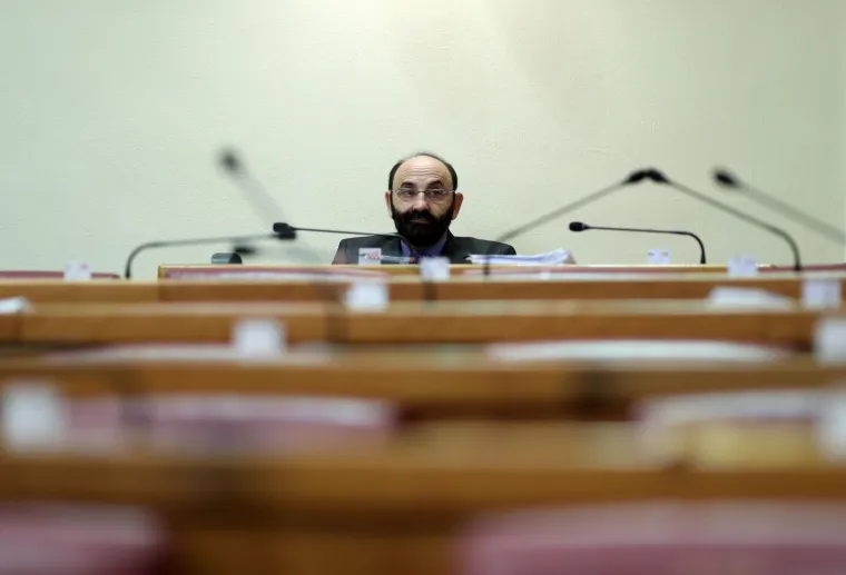 &Scaron;trajkaju li i zastupnici kad je Sabor tako prazan? Izbrojali smo ih samo 16 na radnom mjestu