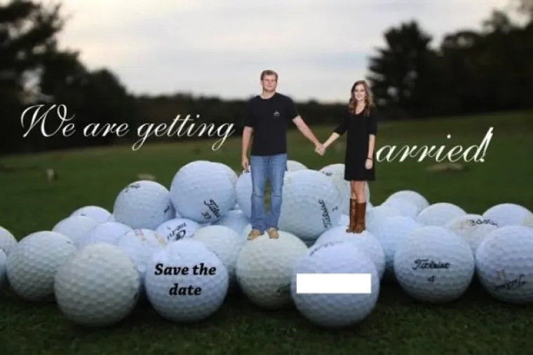 OVO SU NAJČUDNIJE ZARUČNIČKE FOTOGRAFIJE: Nekim ljudima bi zaista trebala dozvola za brak, a nekima i dozvola za puno vi&scaron;e od toga