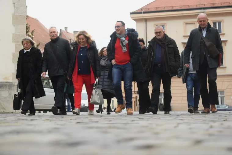 Sindikati i premijer ponovno za stolom: 'Ključna riječ koja može zaustaviti &scaron;trajk je - koeficijent'