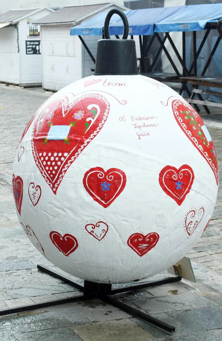 Pogledajte kako su djeca iz vrtića ukrasila Sisak: Prolaznici su odu&scaron;evljeni malim umjetnicima