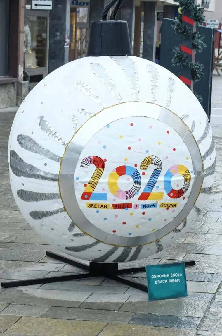 Pogledajte kako su djeca iz vrtića ukrasila Sisak: Prolaznici su odu&scaron;evljeni malim umjetnicima