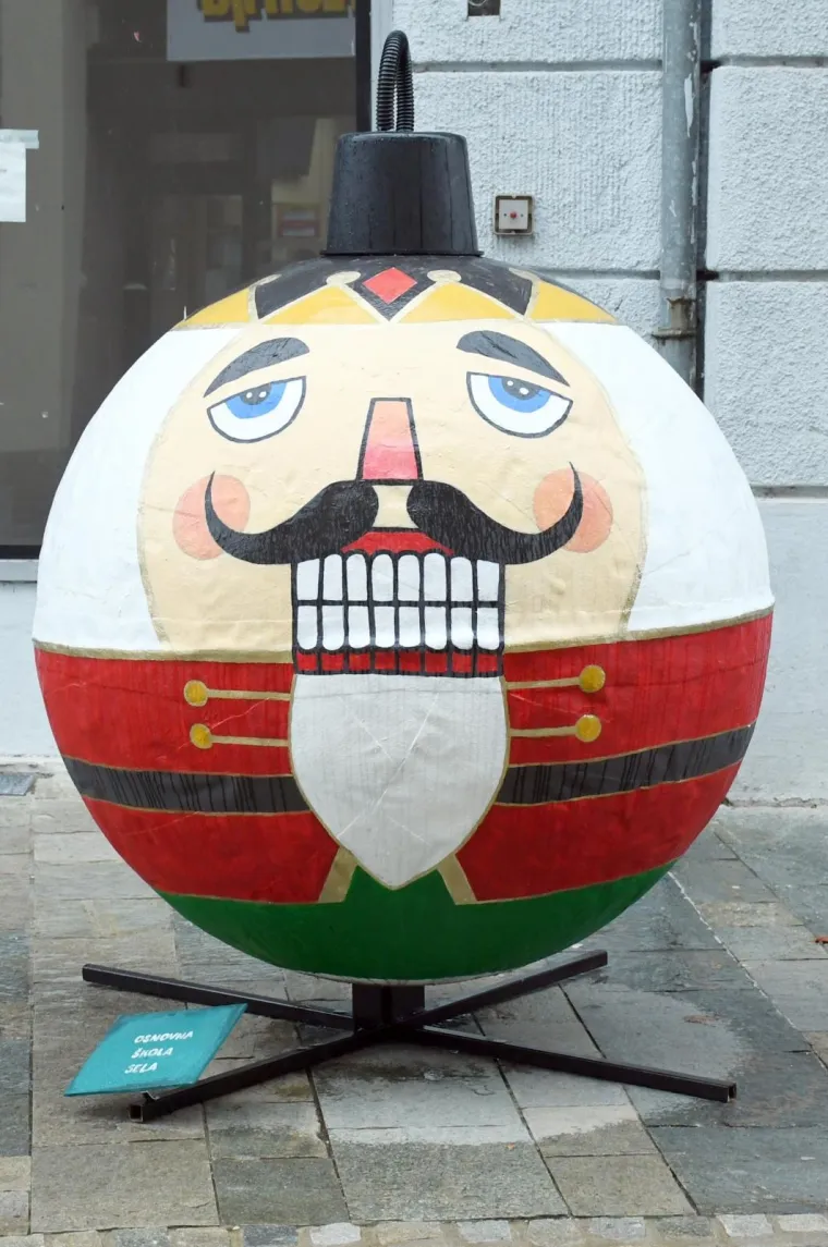 Pogledajte kako su djeca iz vrtića ukrasila Sisak: Prolaznici su odu&scaron;evljeni malim umjetnicima