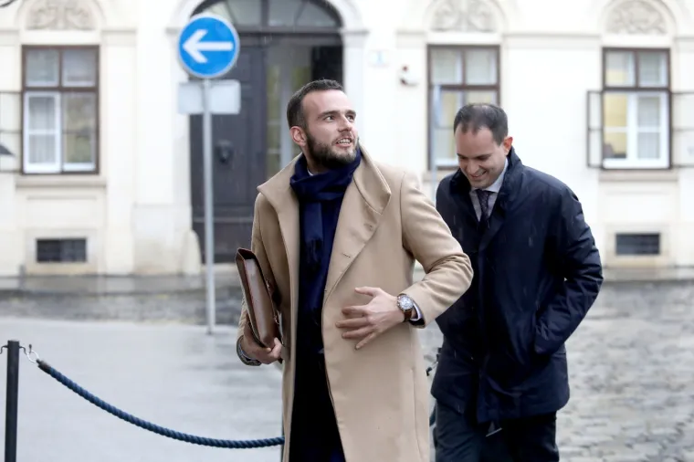 Ključan sastanak u Vladi: Prekida li se &scaron;trajk u &scaron;kolama?