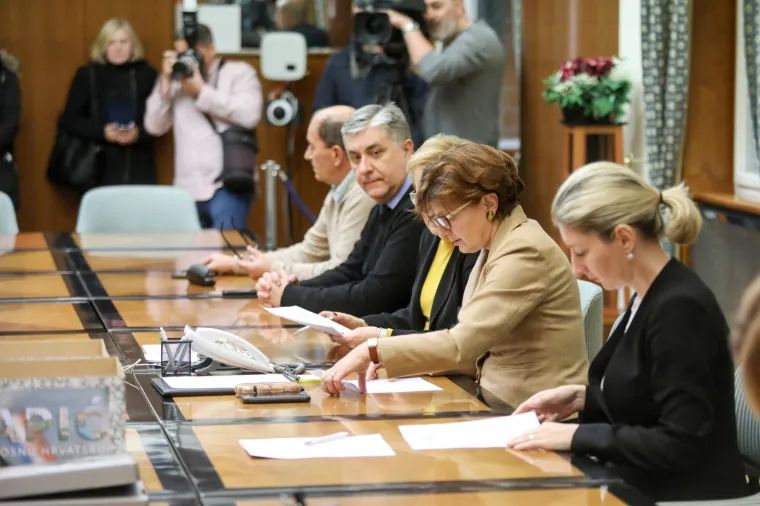 Iako su mnogi sumnjali, on je uspio: Anto Đapić skupio je 10.000 potpisa i postao predsjednički kandidat