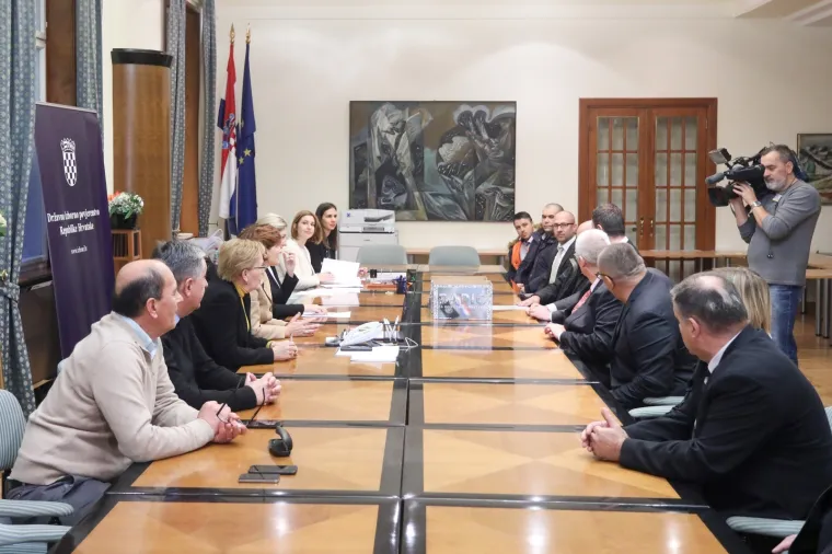 Iako su mnogi sumnjali, on je uspio: Anto Đapić skupio je 10.000 potpisa i postao predsjednički kandidat