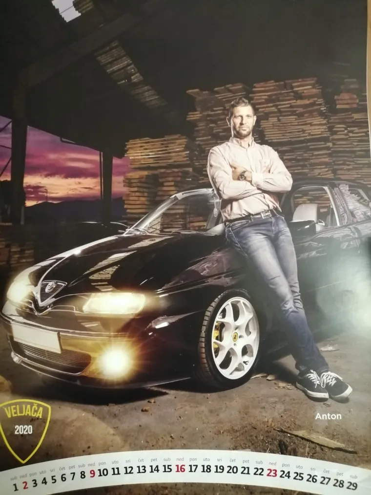 Poslastica za žene! Riječki policajci u svom najboljem izdanju slikali se za kalendar
