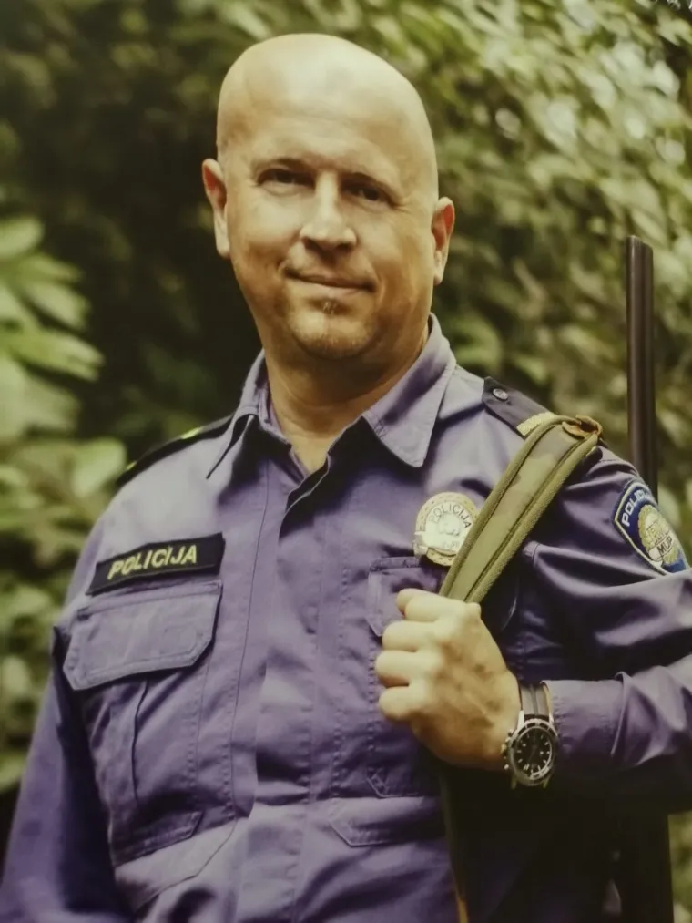 Poslastica za žene! Riječki policajci u svom najboljem izdanju slikali se za kalendar