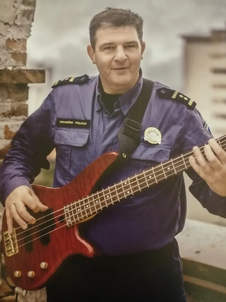 Poslastica za žene! Riječki policajci u svom najboljem izdanju slikali se za kalendar