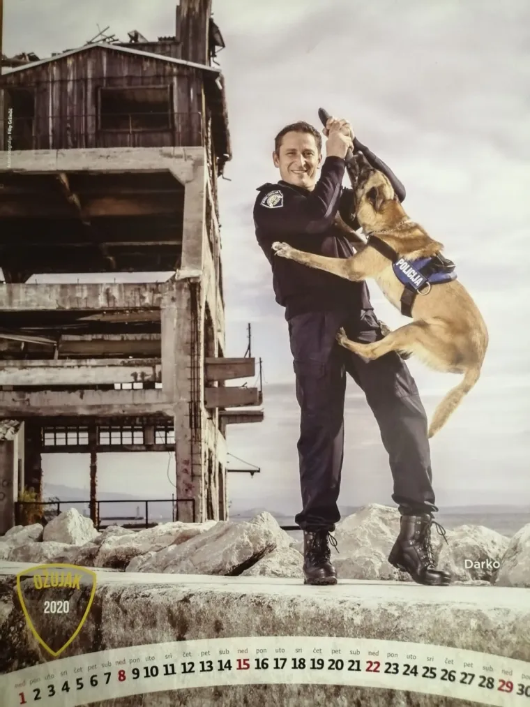 Poslastica za žene! Riječki policajci u svom najboljem izdanju slikali se za kalendar