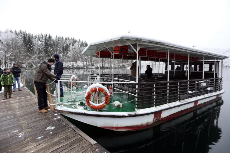 Čarolija na Plitvičkim jezerima: Fascinantna ljepota pod bijelim pokrivačem