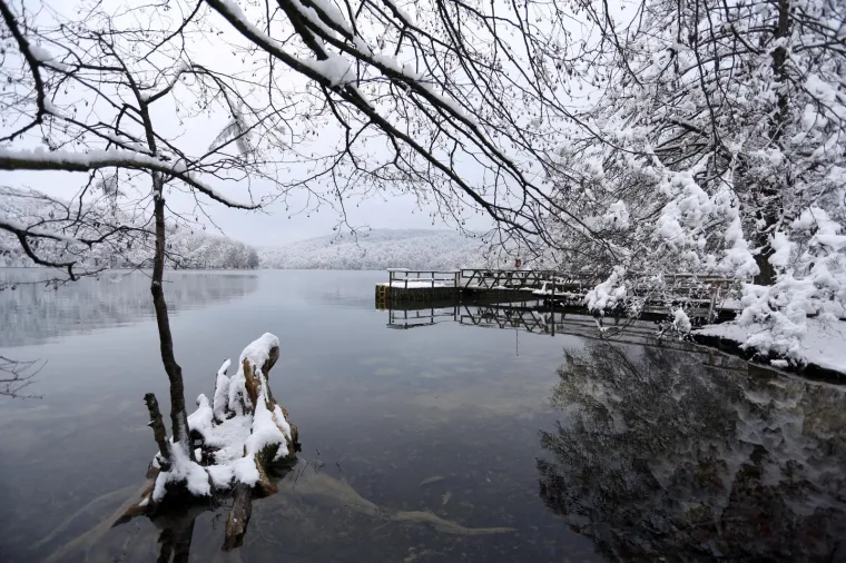 Čarolija na Plitvičkim jezerima: Fascinantna ljepota pod bijelim pokrivačem