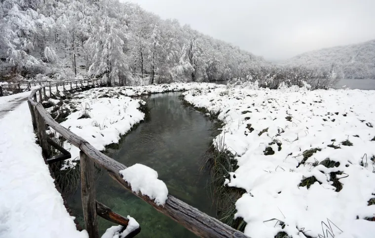 Čarolija na Plitvičkim jezerima: Fascinantna ljepota pod bijelim pokrivačem