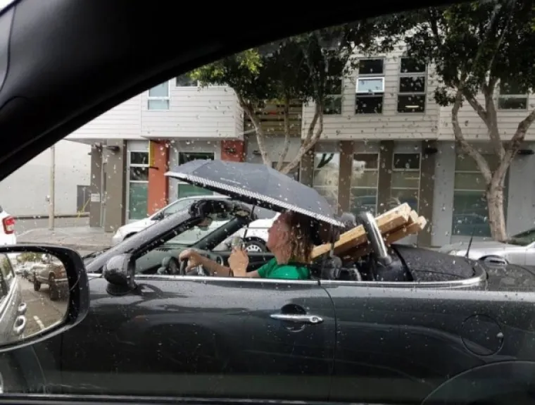 POKAZALI NAJČUDNIJE FOTOGRAFIJE KOJE SU PRONA&Scaron;LI U SVOM MOBITELU: Neke su i nas &scaron;okirale