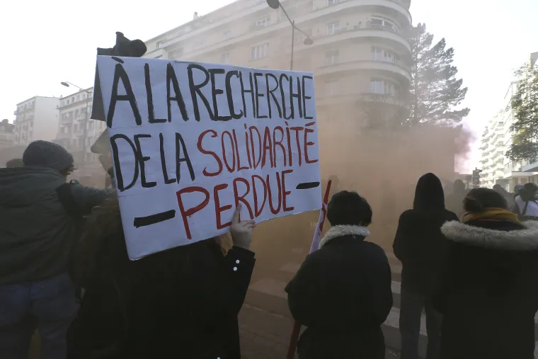 Francusku paralizirao &scaron;trajk, na prosvjedima gotovo milijun ljudi: 'Vlada će popustiti prije nas'