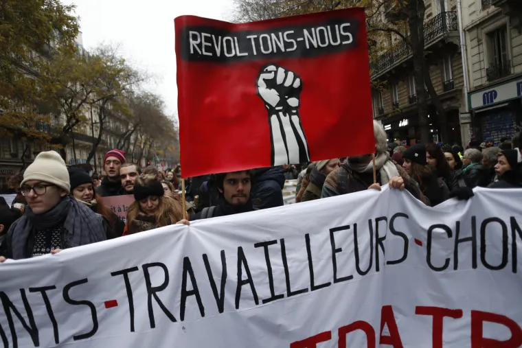 Francusku paralizirao &scaron;trajk, na prosvjedima gotovo milijun ljudi: 'Vlada će popustiti prije nas'