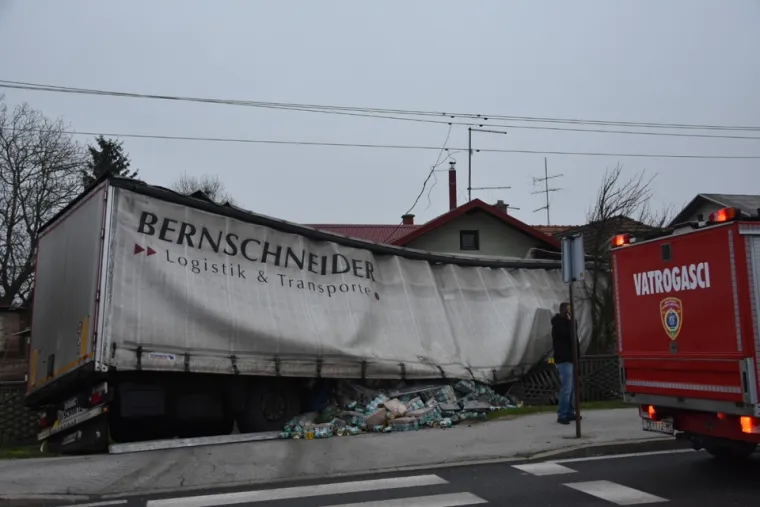 Stravična nesreća u Međimurju: Kamionom se zabio u kuću i poginuo