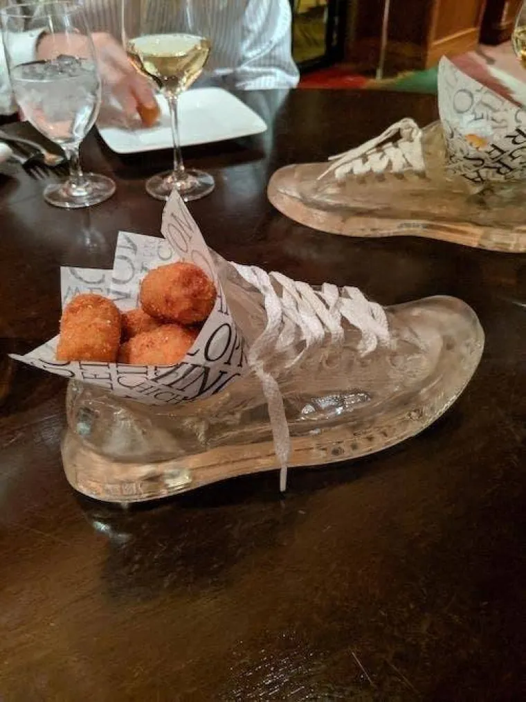 RESTORANI SE OČAJNIČKI TRUDE BITI ORIGINALNI: Kada vidite na čemu sve poslužuju hranu, smučit će vam se