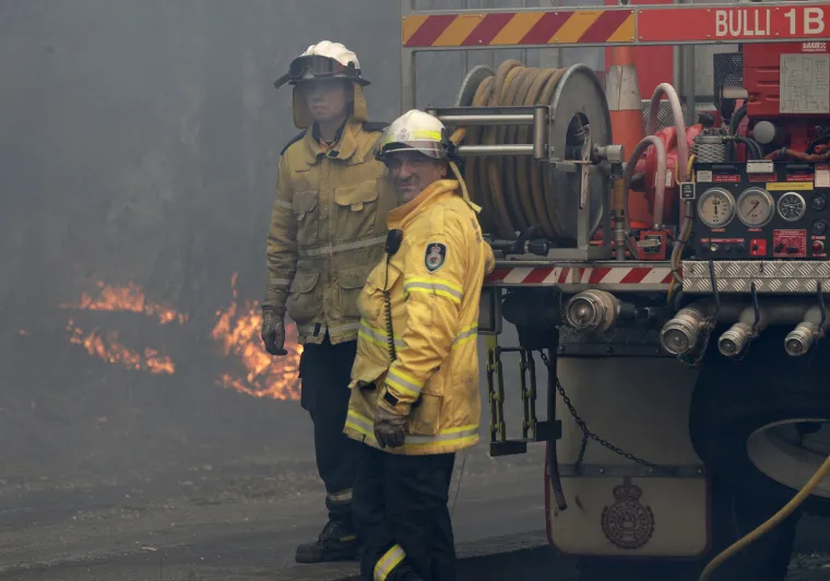 Katastrofa u Australiji: Požar kod Sydneya ne može se ugasiti, gori 300 tisuća hektara!