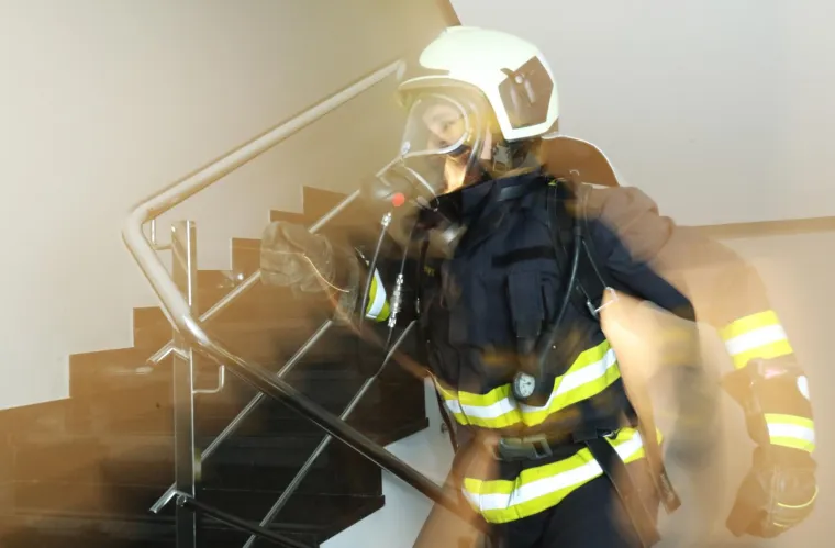 Utrka stepenicama: Vatrogasci trčali s punom opremom 31 kat!