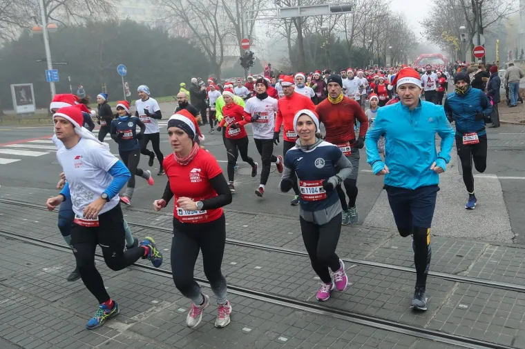 Marin Čilić predvodio blagdansku utrku u centru Zagreba: Pao je u sjenu kostimiranih trkača