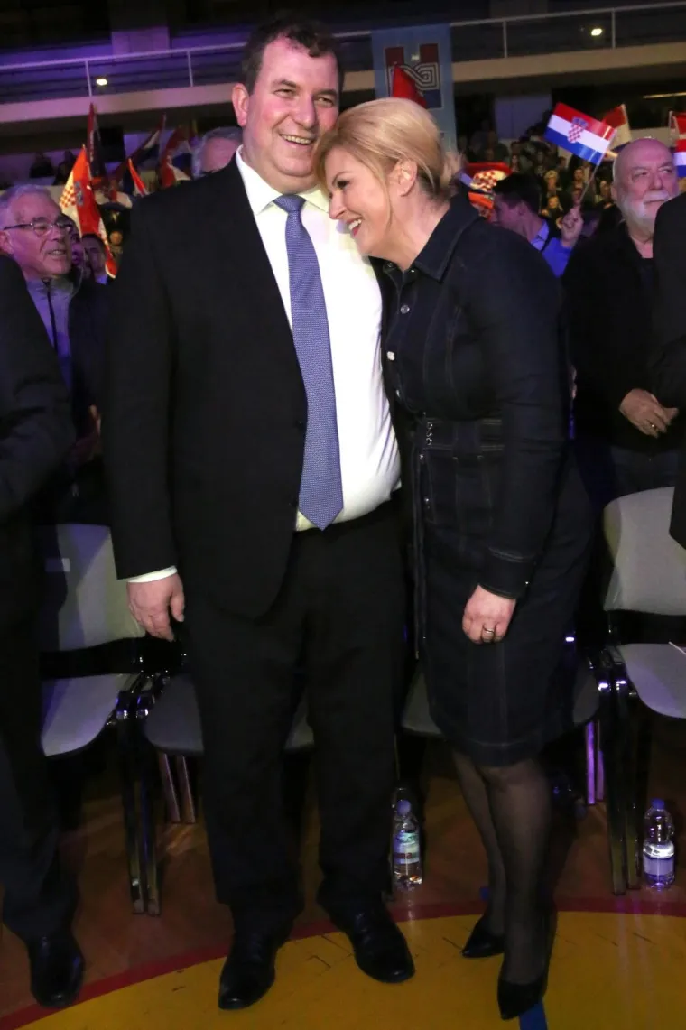 Predsjednica poručila u Splitu: 'Dabogda svi hrvatski političari bili korumpirani kao ja'