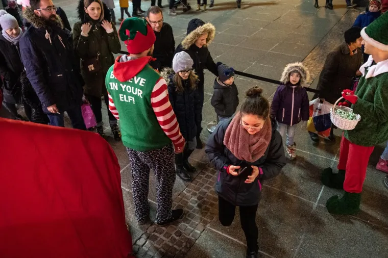 Božić je stigao! Najpopularniji crveni kamion obilazi hrvatske gradove - Jeste li ga uočili?